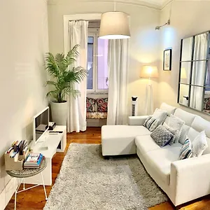 home4u-lisbon.hotels-lisbon-portugal.com/