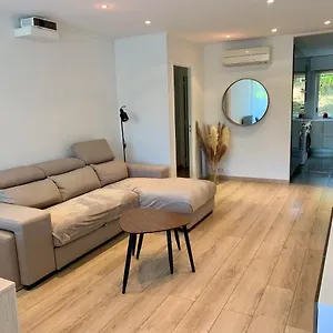 appartement-en-residence-avec-piscine-cinema.fr-provencehotel.com/
