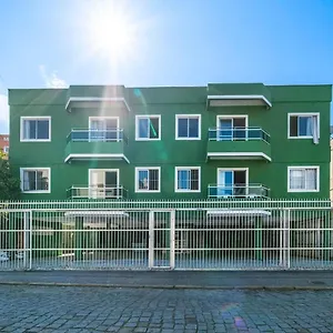 https://resindencial-frederico-zarling-a-poucos-metros-da-praia.santa-catarina-brasil.com