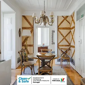 apartamento-do-carmo.hotels-lisbon-portugal.com/